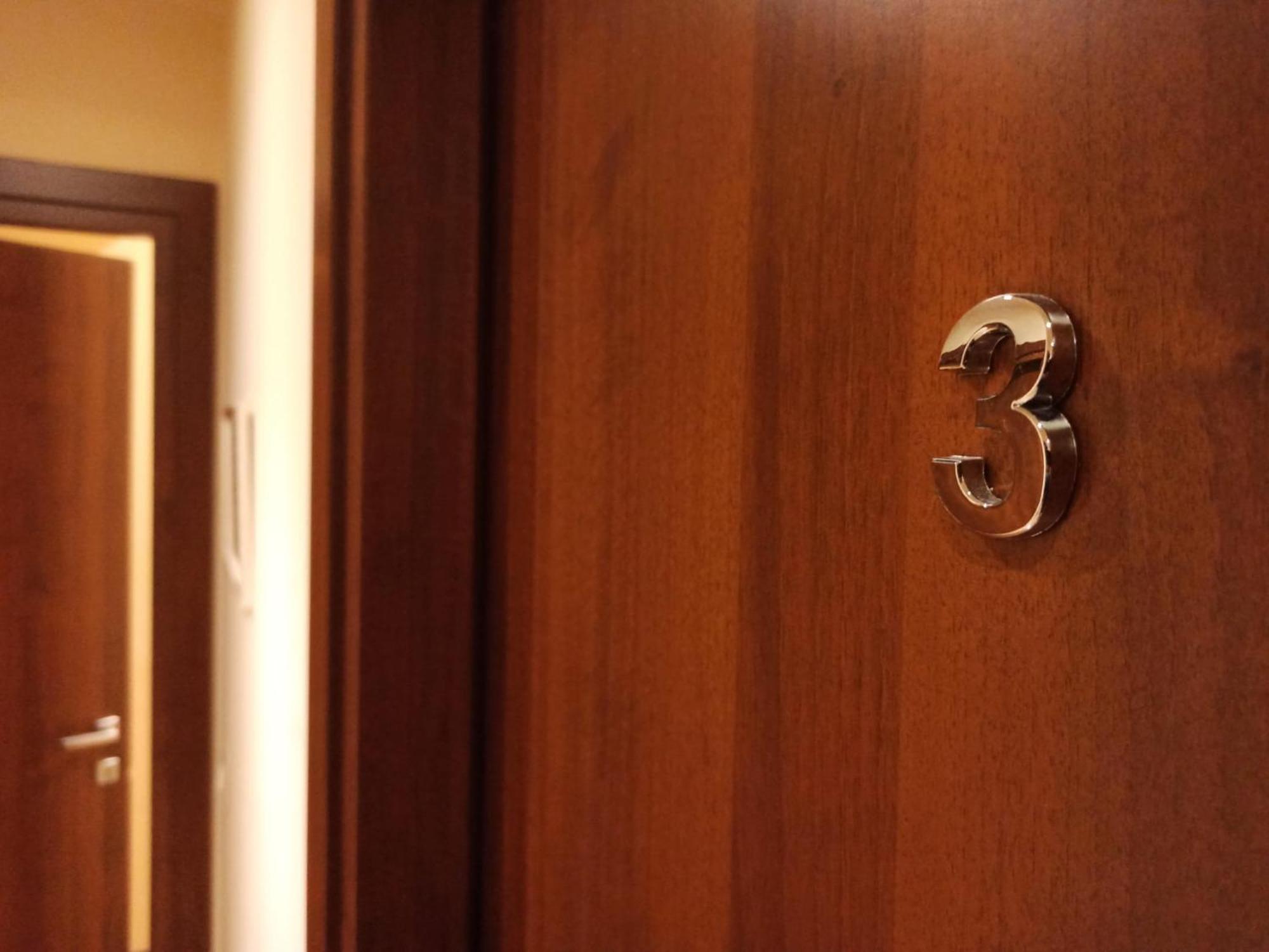 Bed and Breakfast Domina Popolo Рим Екстер'єр фото